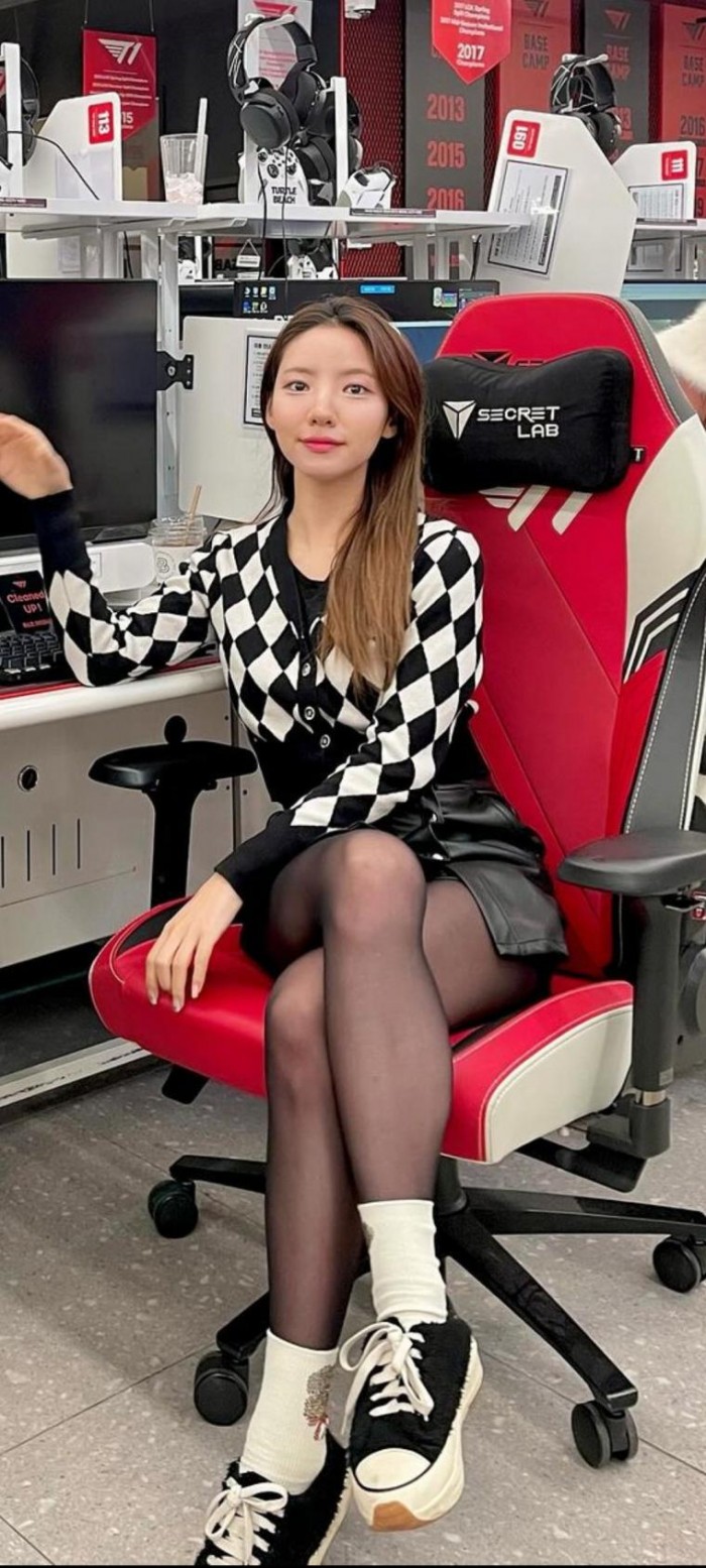 2049962136_Eo6aYXyJ_3e7498857f2684de7cda75c595f03faa0549c665.jpg